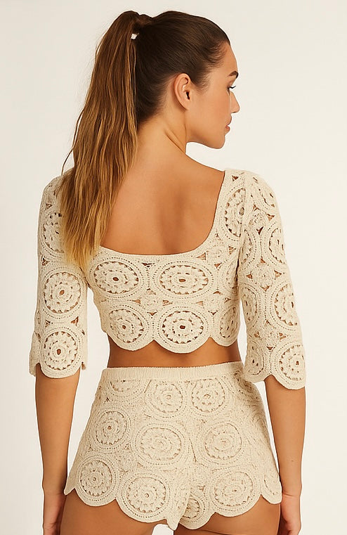 Almafi Crochet Short